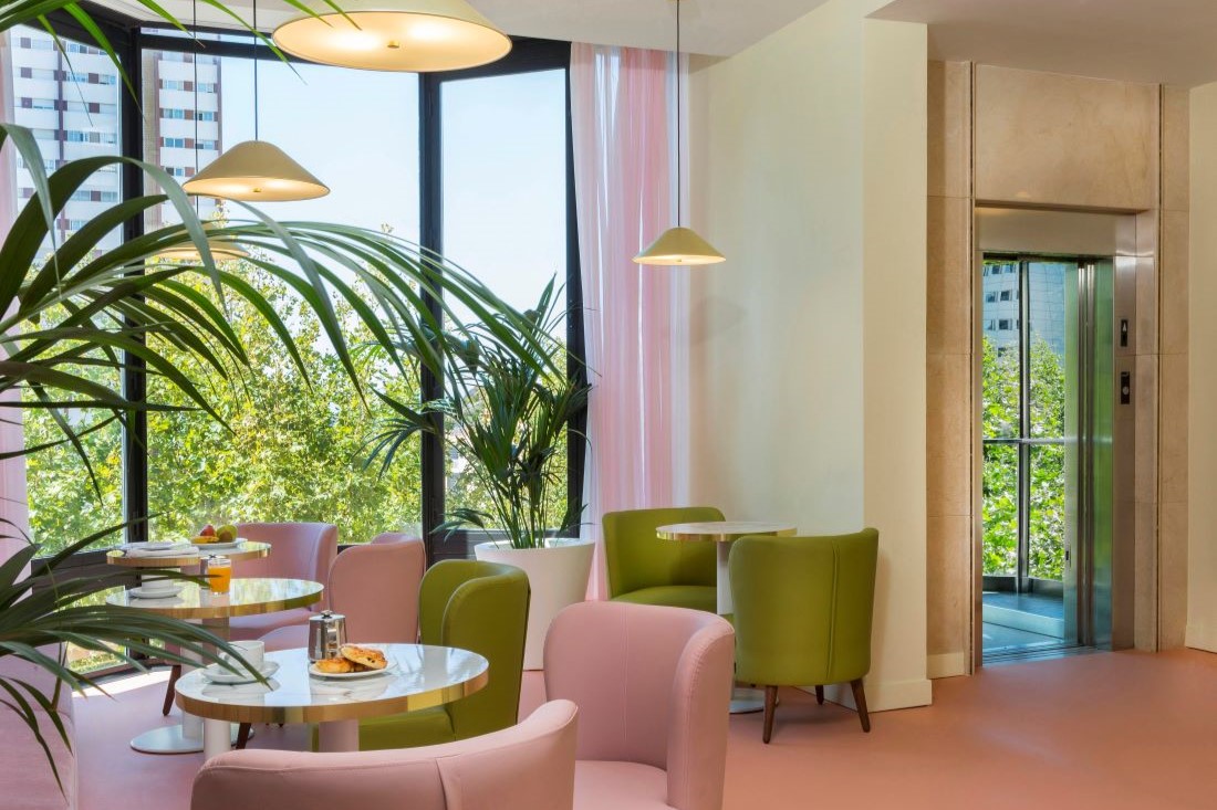 Agir Springs by MedPlaya - enjoy afternoon tea in the diner