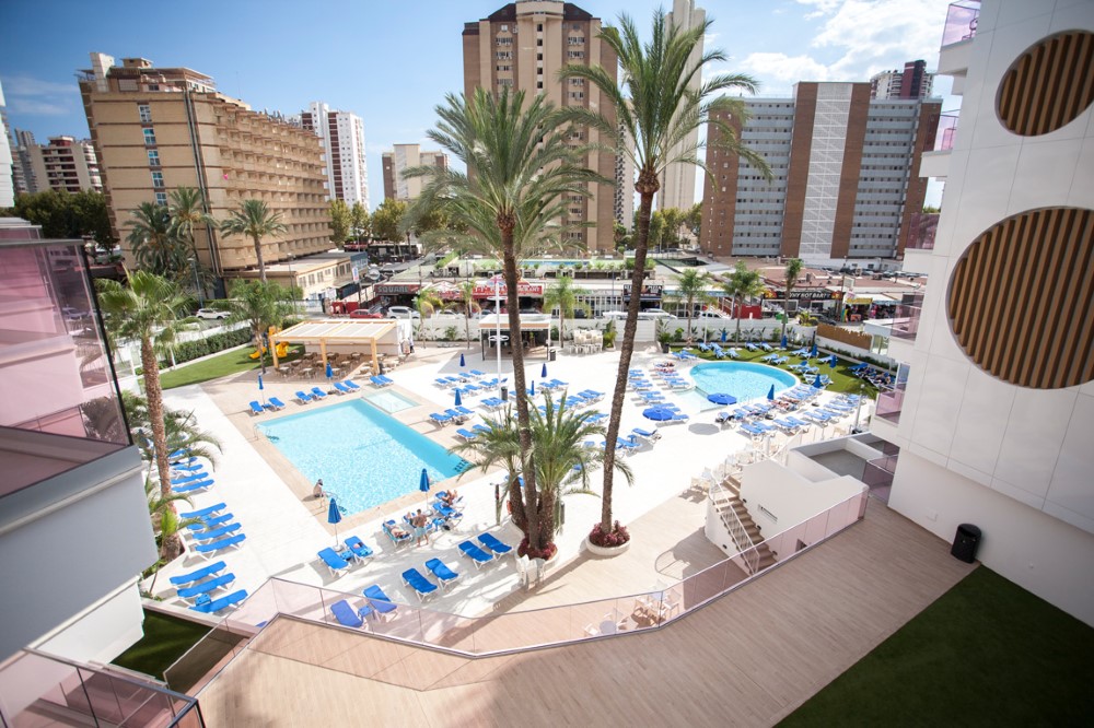 Ambassador Playa Benidorm - Two pools