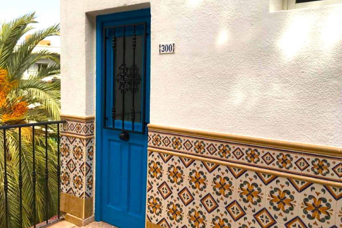 Bahia Beach Apartments Benidorm - entrance