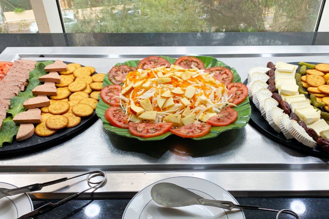 BC Music Resort by Magic - buffet snack bar