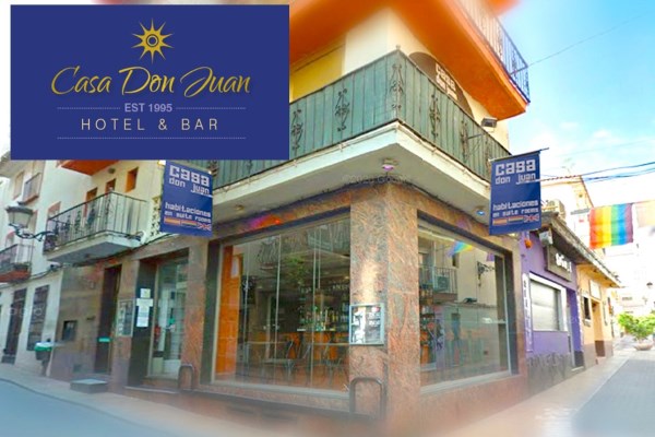 Casa Don Juan Benidorm gay bar and guest house for cheap rooms in Benidorm