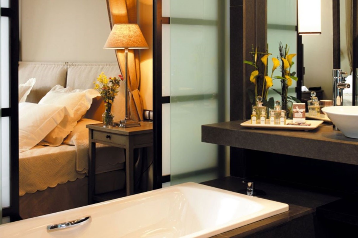 Asia Gardens Hotel & Thai Spa - Deluxe bathroom