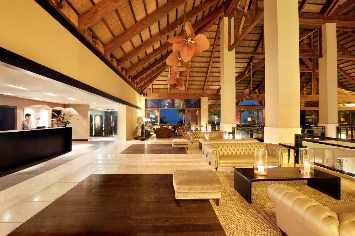 Asia Gardens Hotel & Thai Spa - lobby, reception and bar