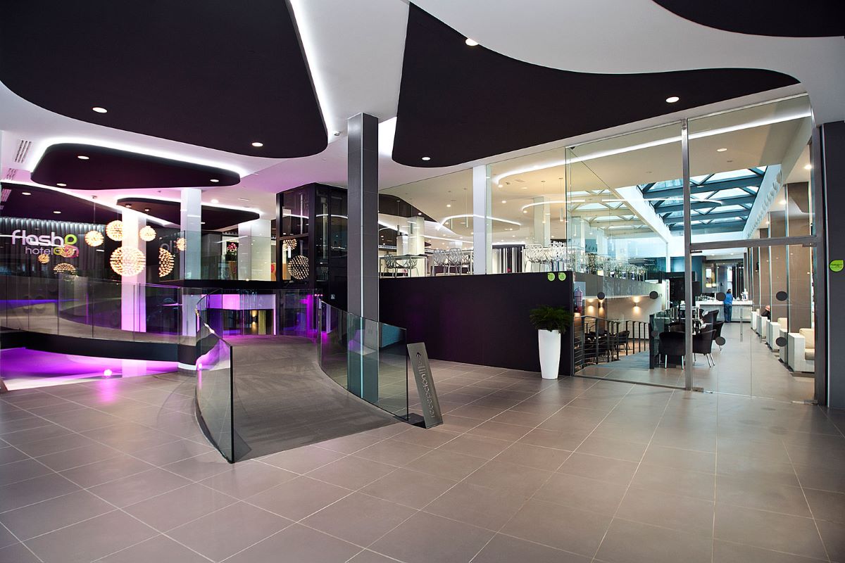 Hotel Flash Benidorm - reception and lobby