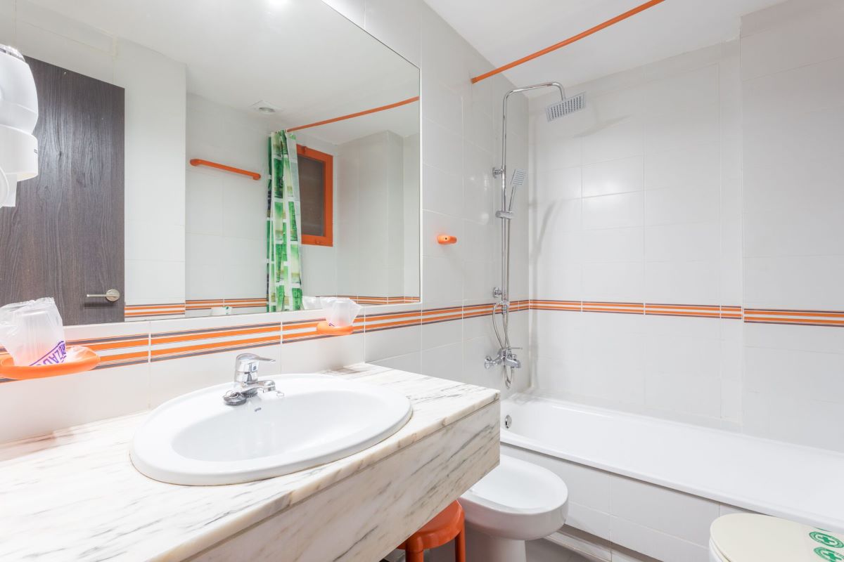 Aparthotel Magic Tropical Splash Water Park - bathroom