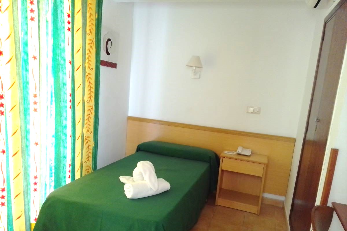 Hotel Santa Faz Benidorm - economy single room