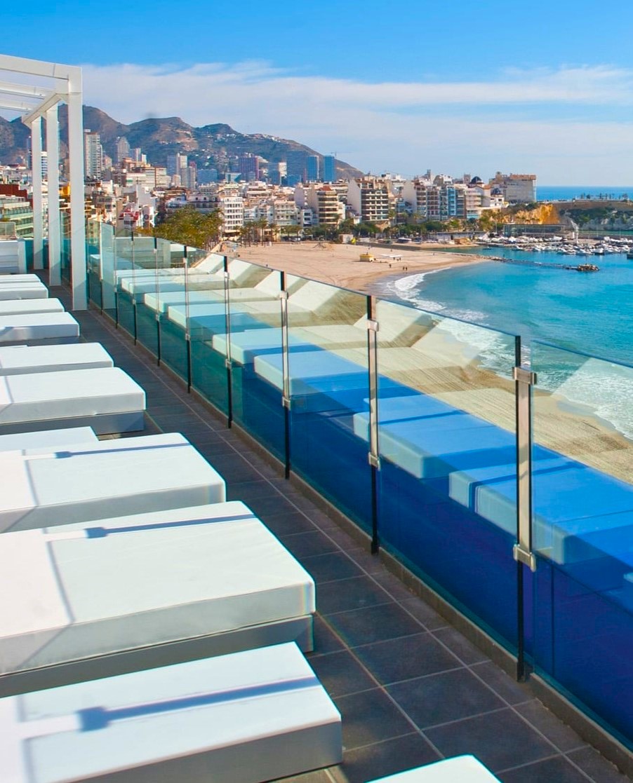Hotel Magic Villa del Mar beachfront holidays in Benidorm 